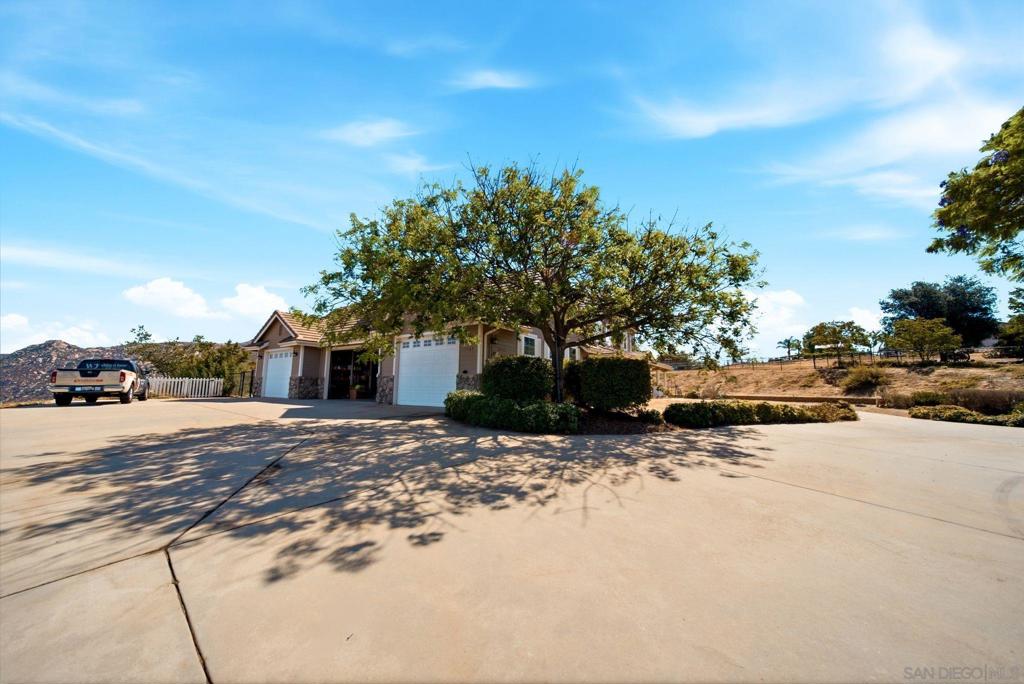 15589 Rainbird Rd Property Photo 14