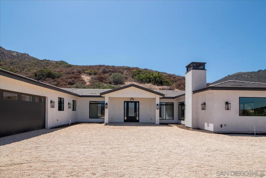 16390 Via Justina Real Property Photo