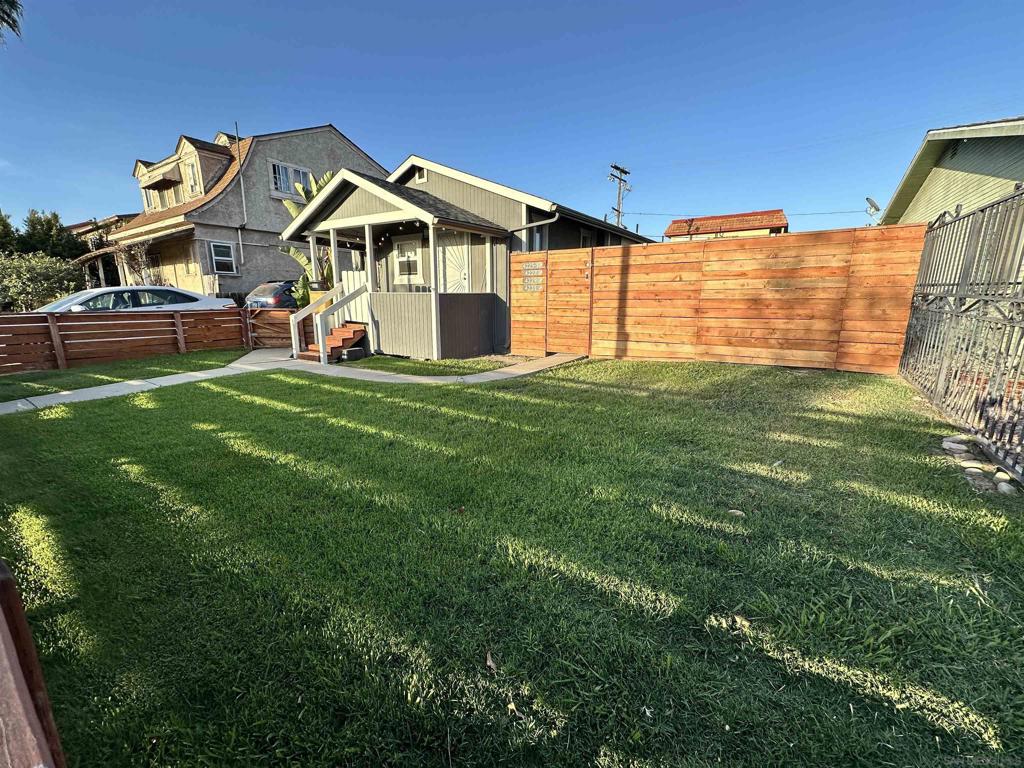 4225 Central Avenue Property Photo 3