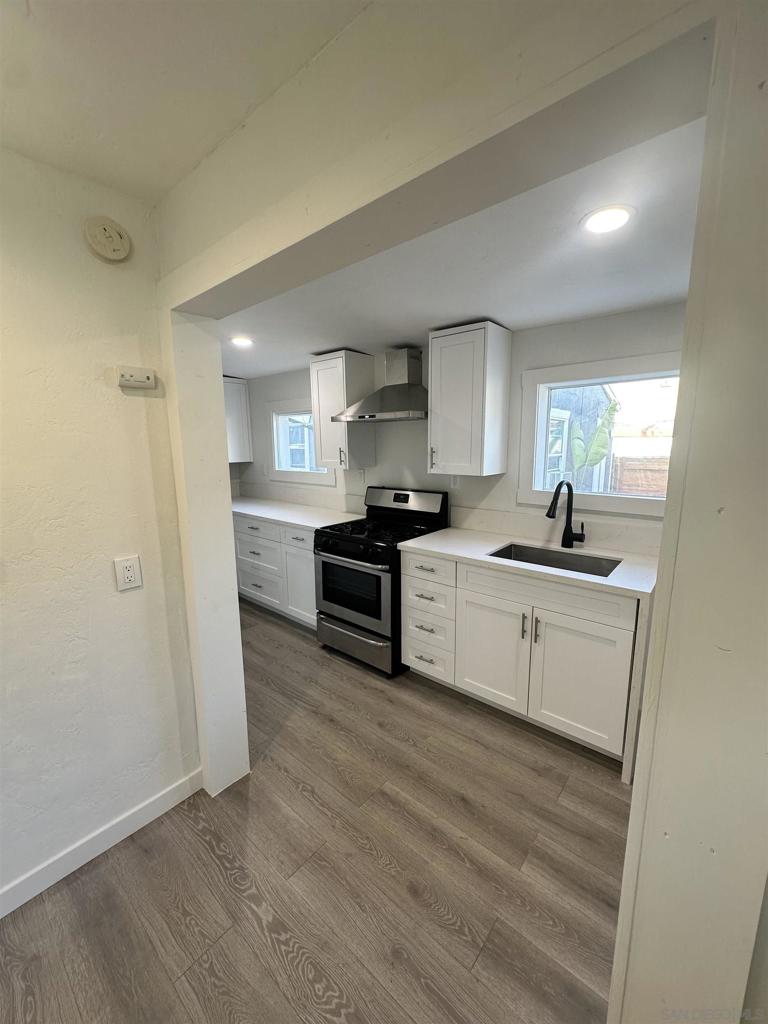 4225 Central Avenue Property Photo 9