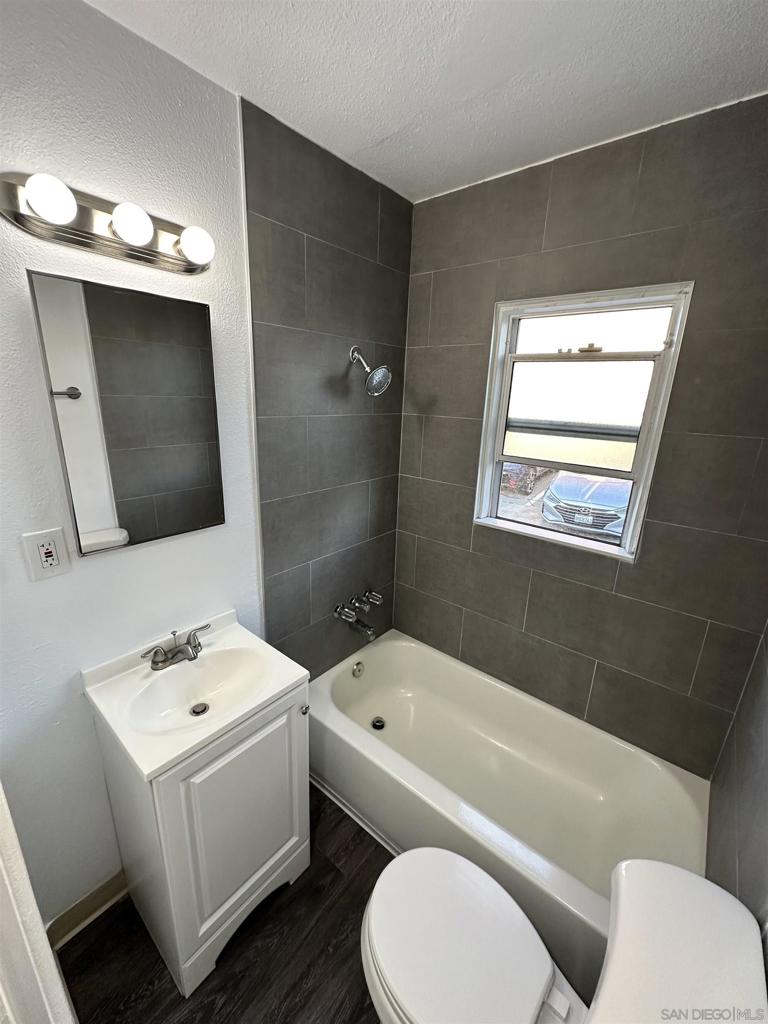 4225 Central Avenue Property Photo 18