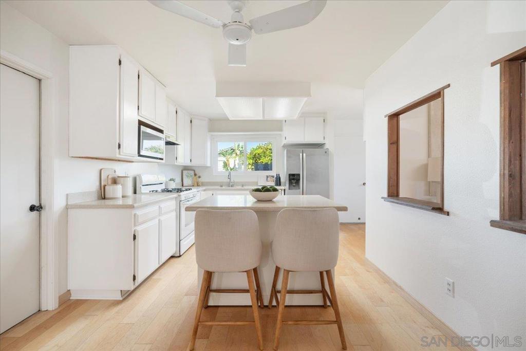 448 W Redondo Property Photo 13