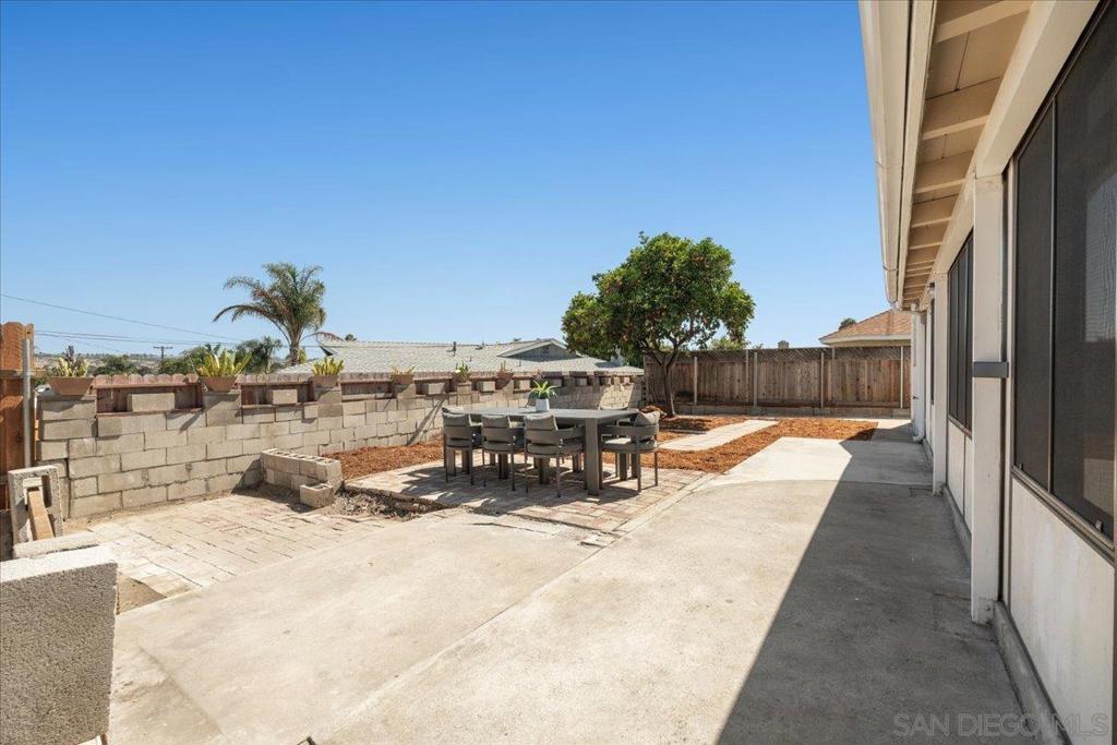 448 W Redondo Property Photo 35