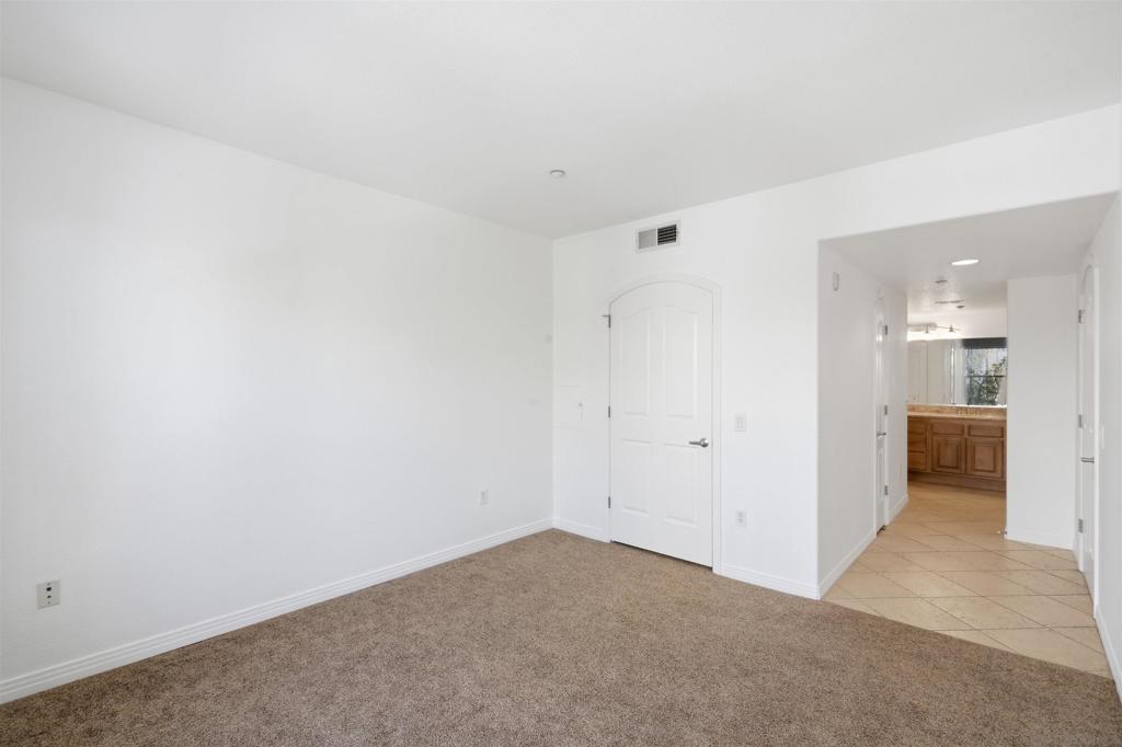 301 W G St 317 Property Photo 37