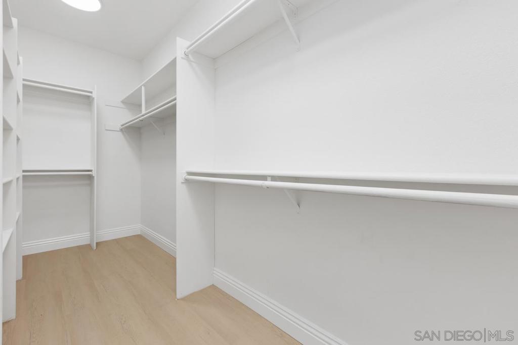 11586 Swan Lake Dr Property Photo 22
