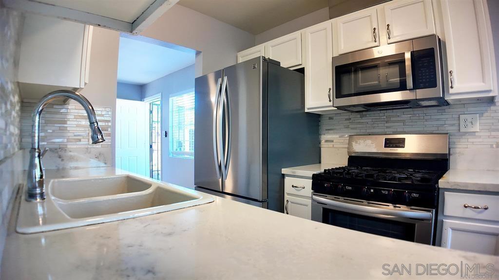 3934 Marine View Ave Property Photo 11