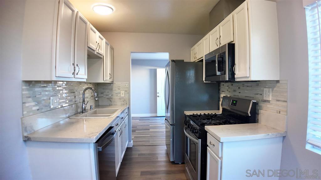 3934 Marine View Ave Property Photo 13
