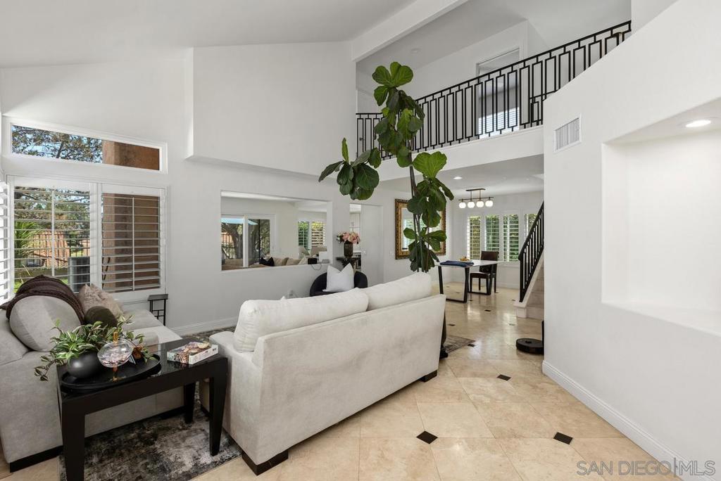 1108 Brioso Court Property Photo 6