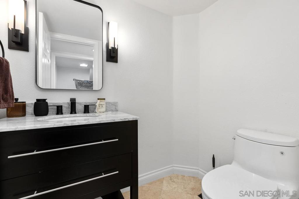 1108 Brioso Court Property Photo 11