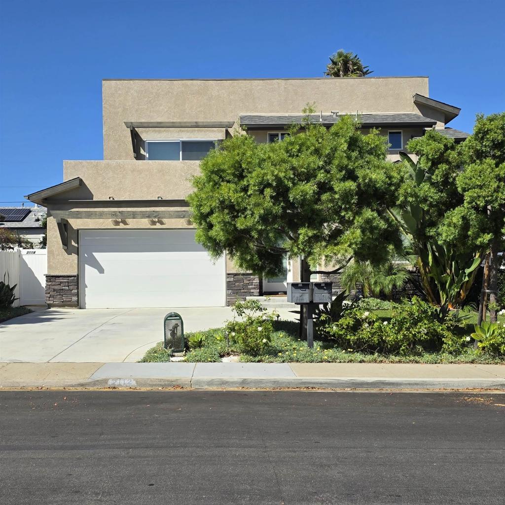 2114 Felspar Property Photo 12
