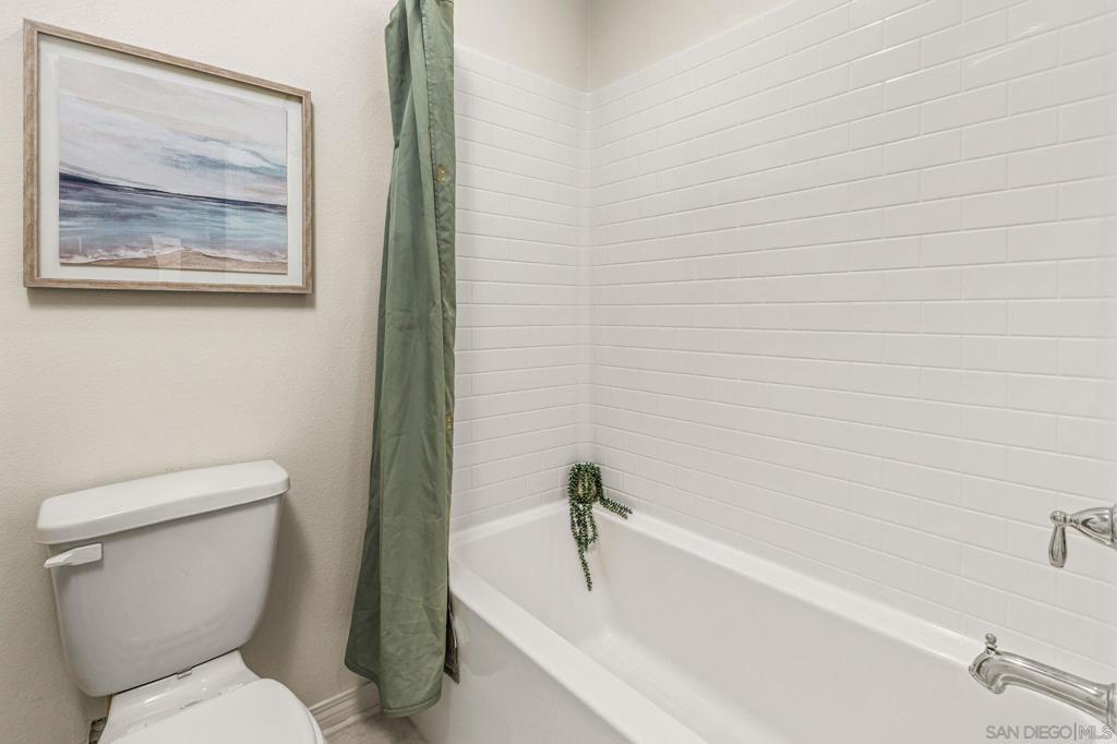 260018685SD Property Photo 23