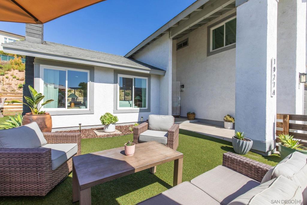 10274 Pebble Beach Dr Property Photo 5