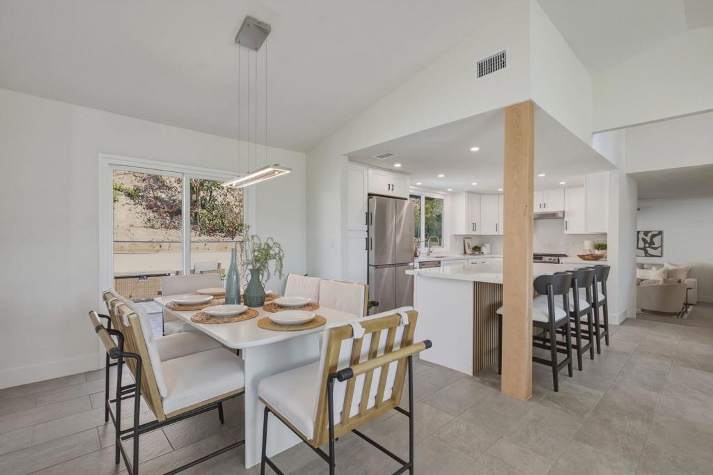 10274 Pebble Beach Dr Property Photo 12