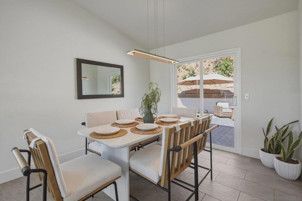 10274 Pebble Beach Dr Property Photo 20