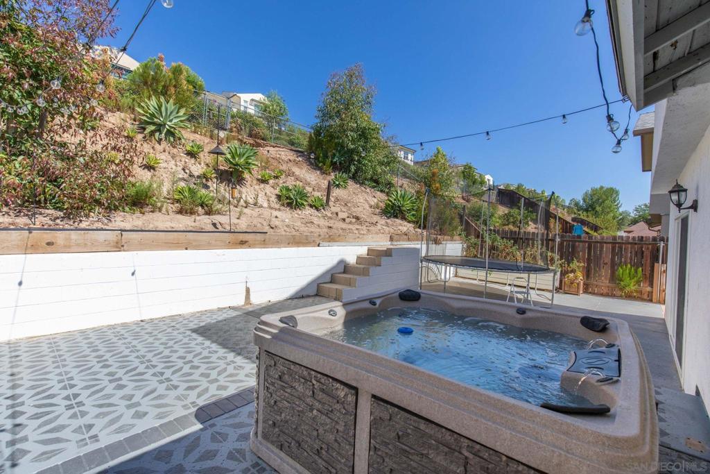 10274 Pebble Beach Dr Property Photo 51