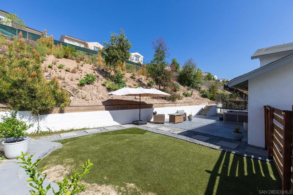 10274 Pebble Beach Dr Property Photo 55