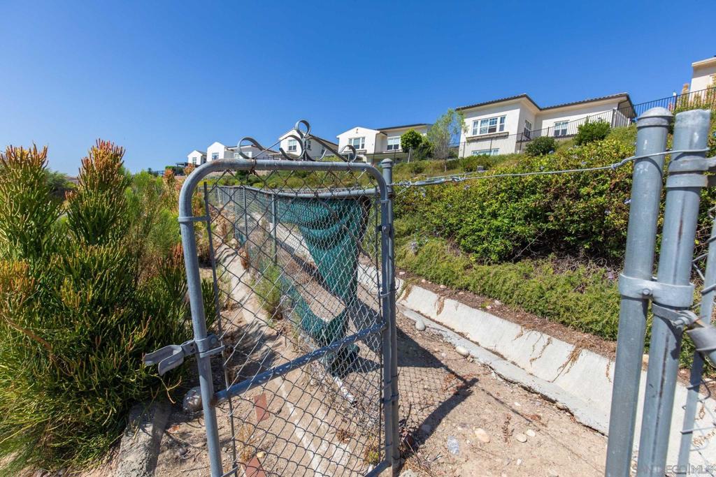 10274 Pebble Beach Dr Property Photo 56