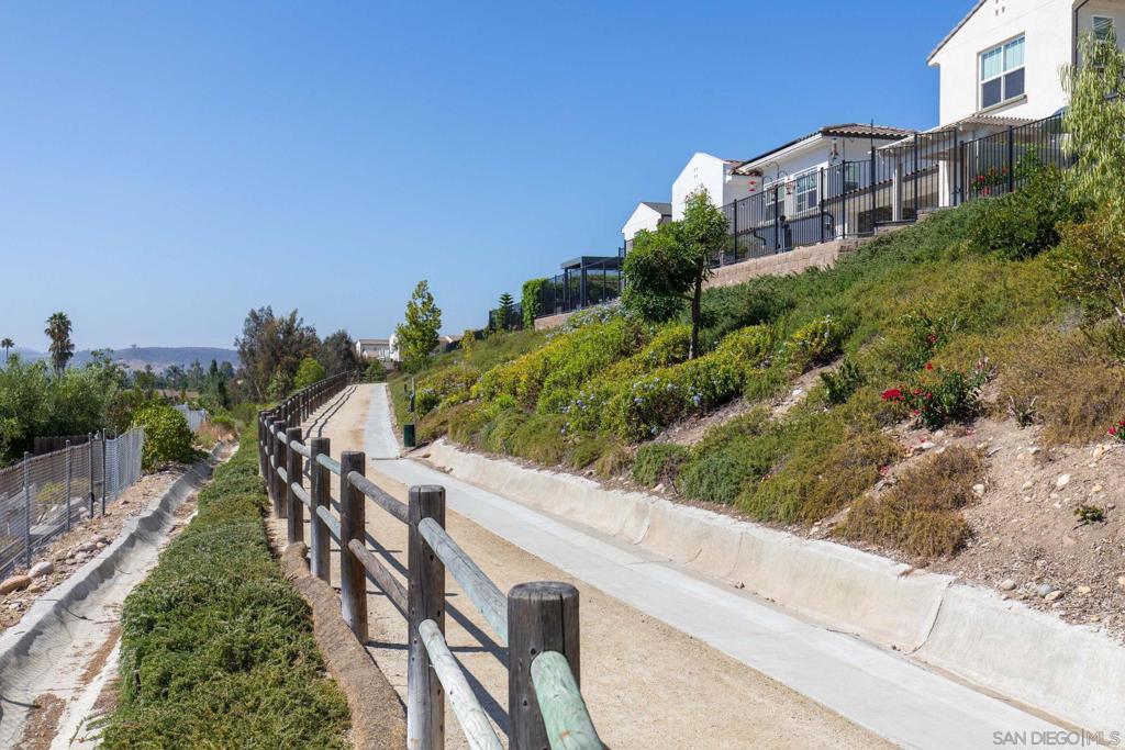 10274 Pebble Beach Dr Property Photo 58