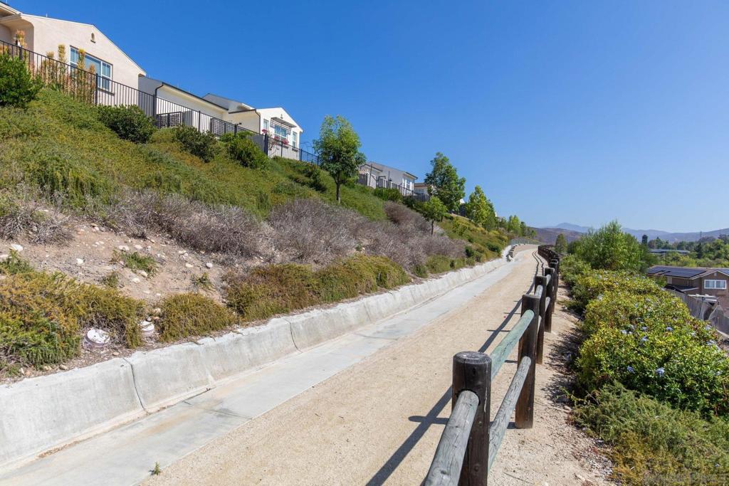 10274 Pebble Beach Dr Property Photo 59