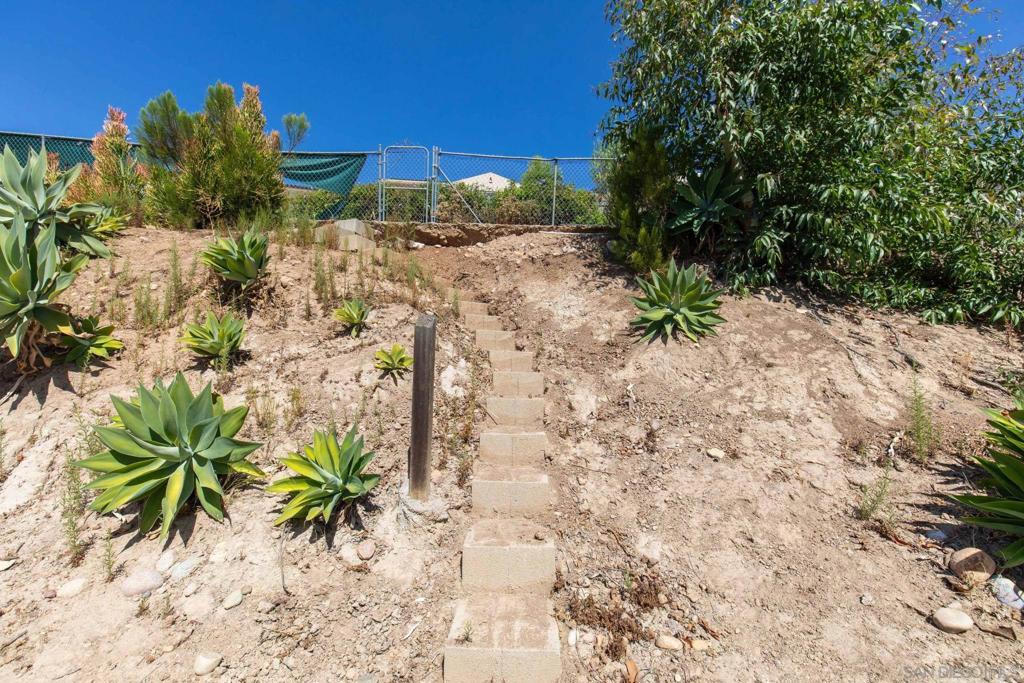 10274 Pebble Beach Dr Property Photo 62