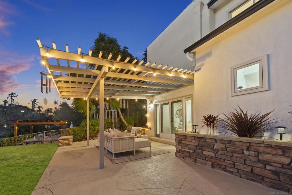 4866 Sussex Property Photo 29