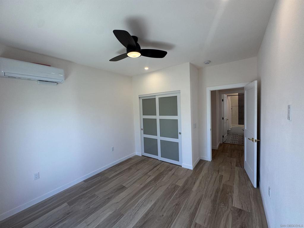 2527 Beryl St Property Photo 33