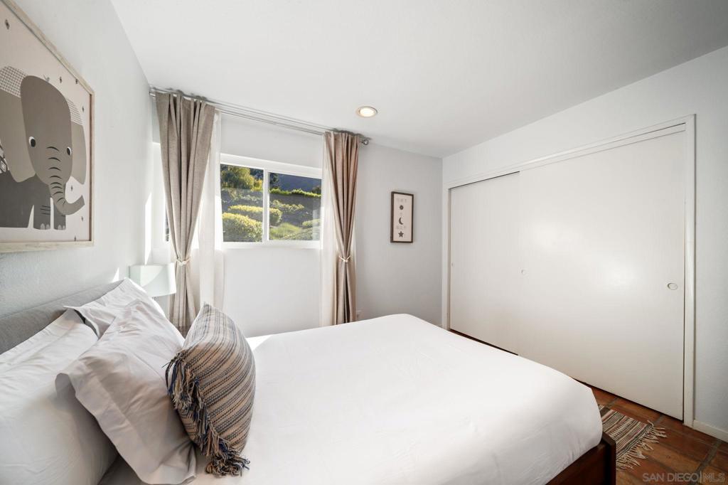 7806 Via Capri Property Photo 33