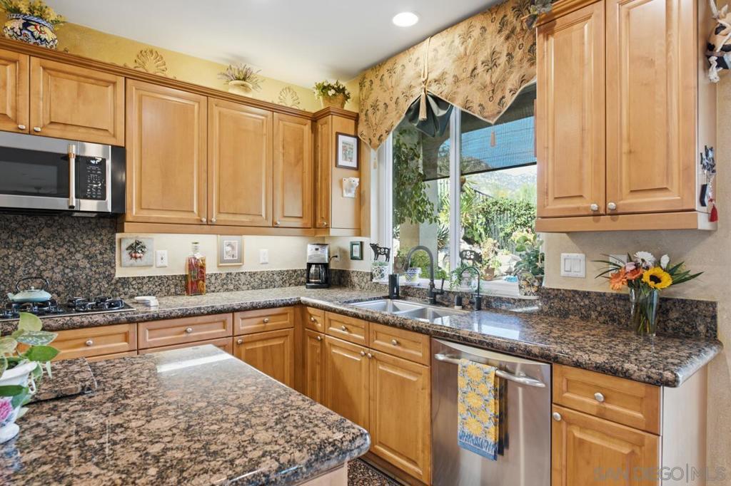 3320 Wild Oak Ln Property Photo 29