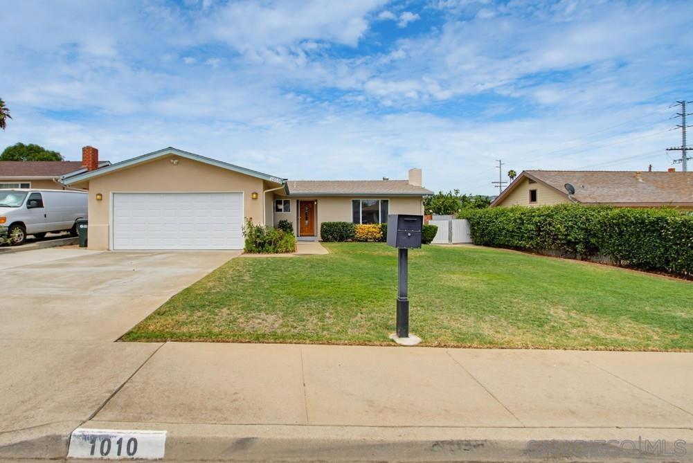 1010 Thomas Way Property Photo 2