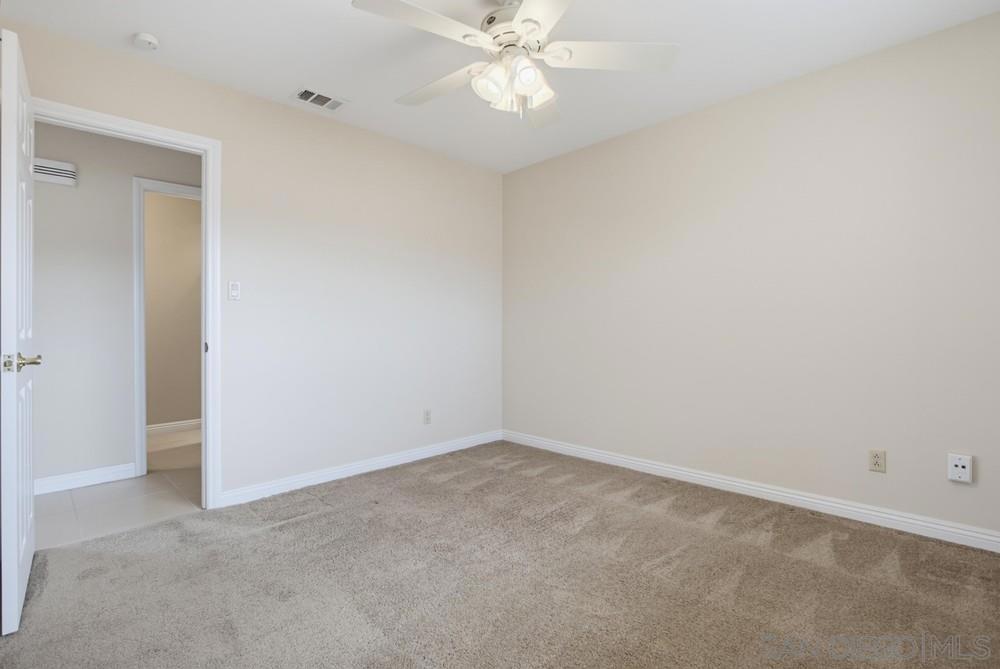 1010 Thomas Way Property Photo 37