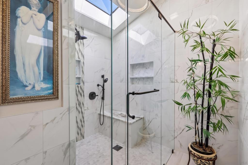 4885 Tinasa Way Property Photo 43