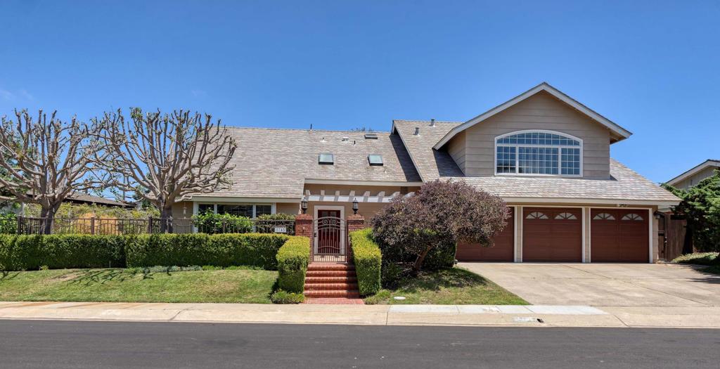 8745 Robin Hood Lane Property Photo 1
