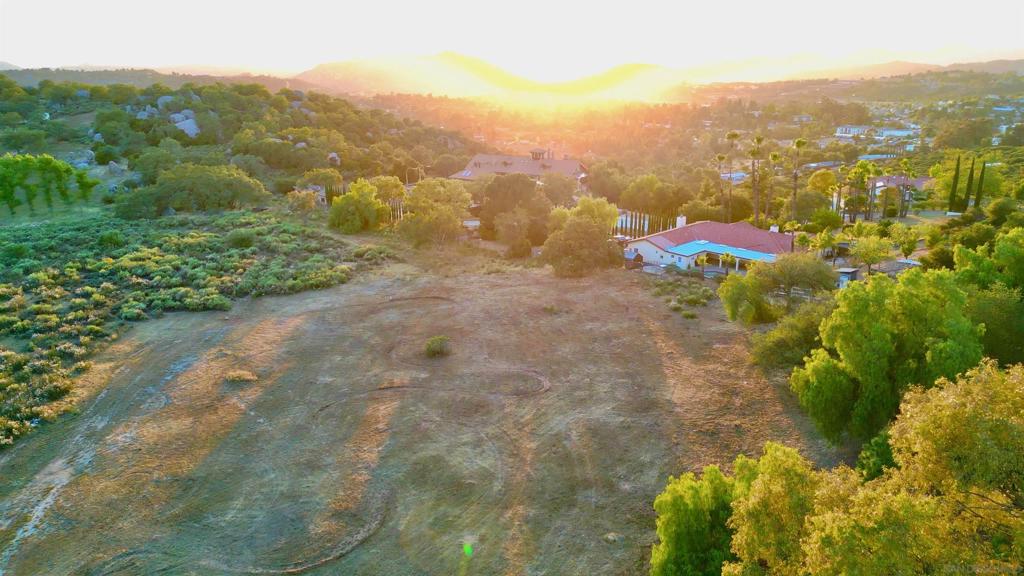 2804 6 S Grade Rd Property Photo 1