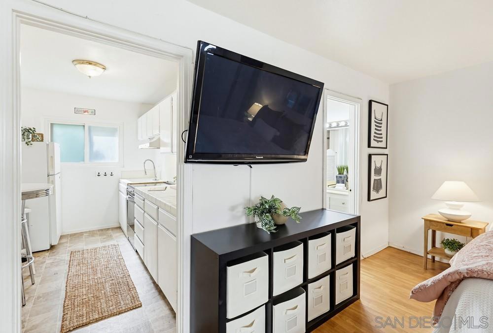 4477 Mentone St 105 Property Photo 21