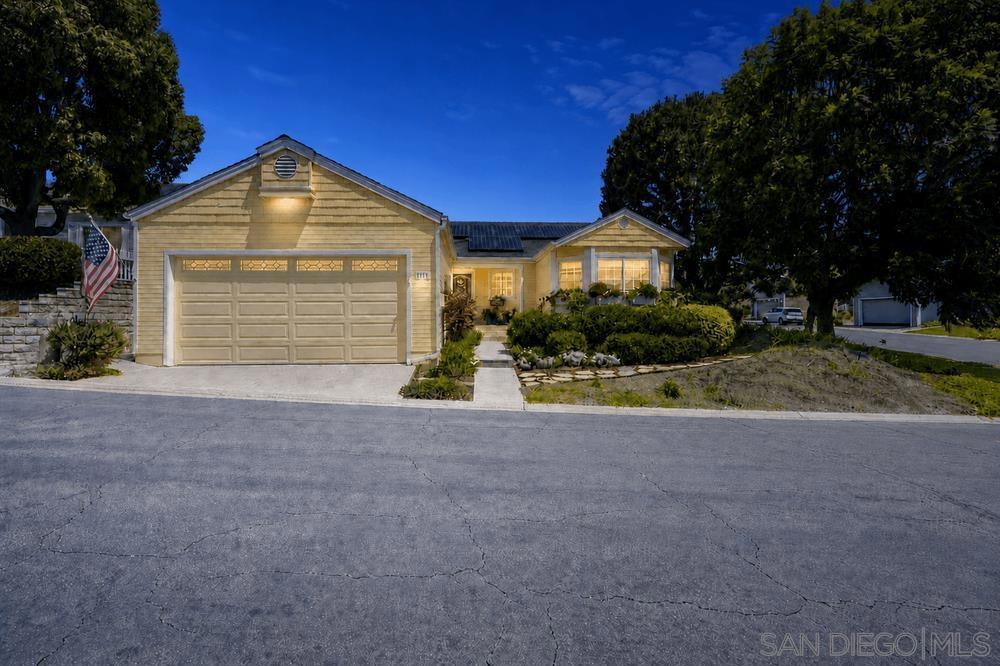 4470 Garnet Property Photo 2