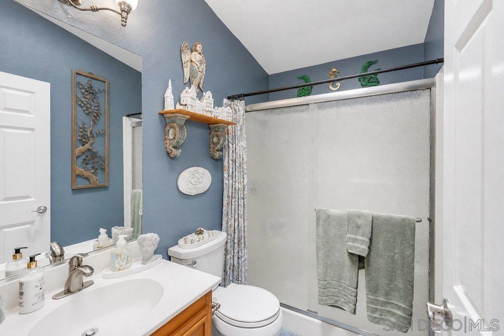 4470 Garnet Property Photo 13