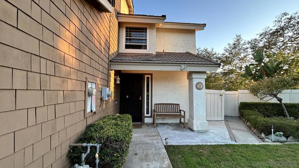 17702 Tristania Pl Property Photo 2