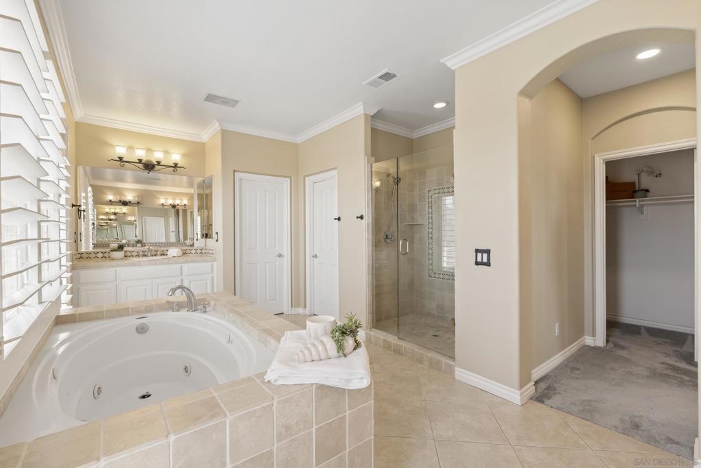 4058 Lago Di Grata Cir. Property Photo 34