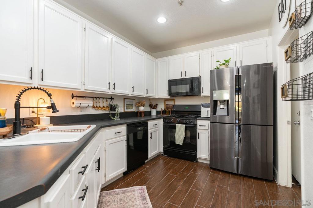 1373 Cassiopeia Ln Property Photo 8