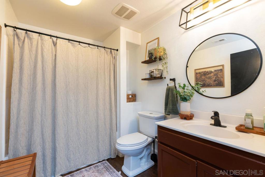 1373 Cassiopeia Ln Property Photo 9