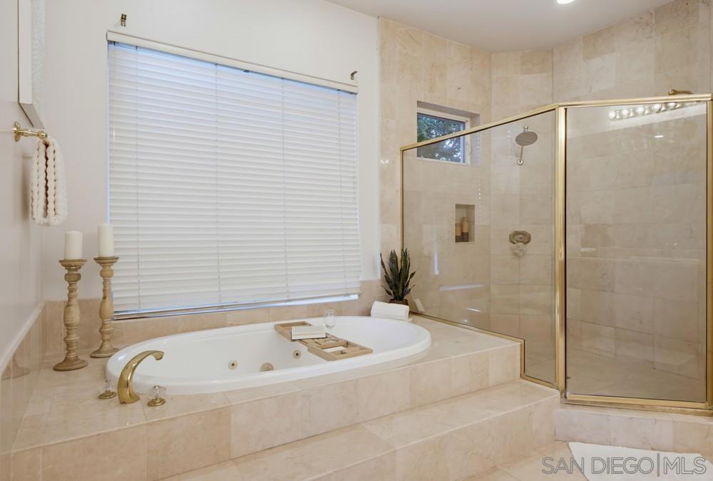 14893 Huntington Gate Dr Property Photo 34