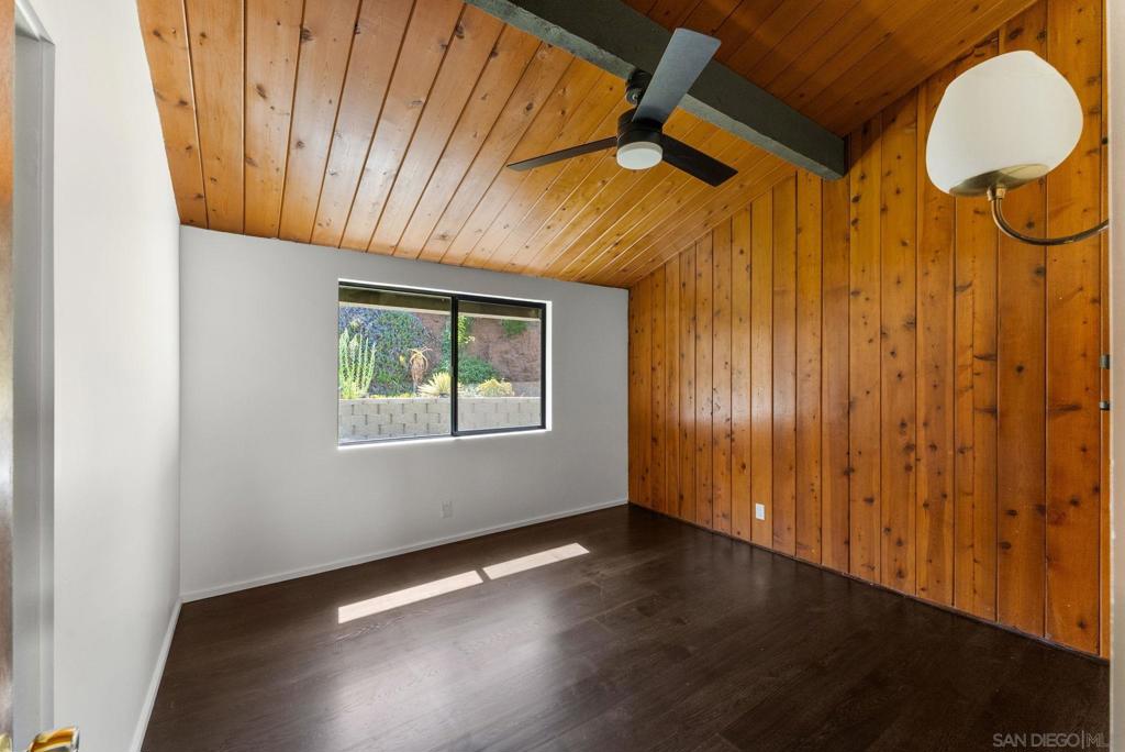 1560 Plantation Way Property Photo 22