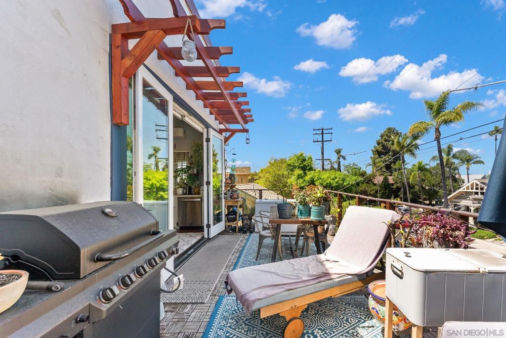 125 127 W Brookes Property Photo 15