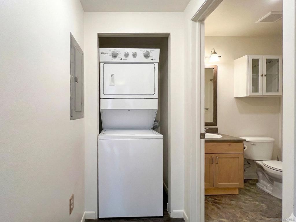 1501 Front St 340 Property Photo 18