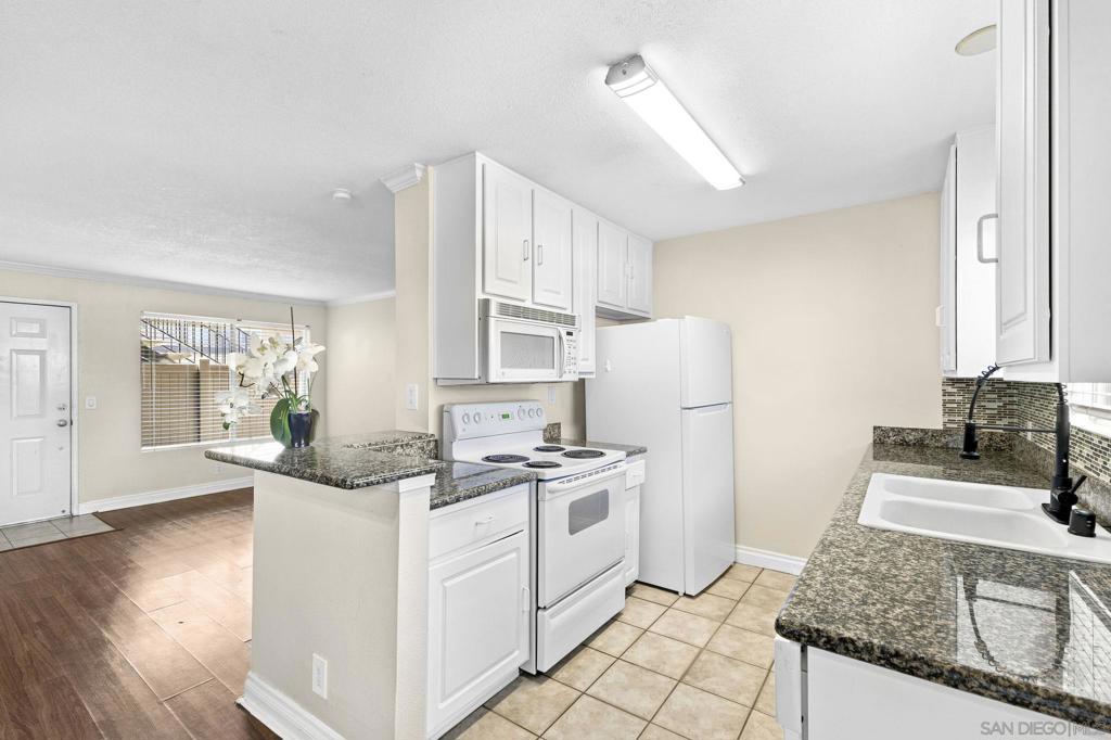 620 E Lexington Ave 13 Property Photo 26