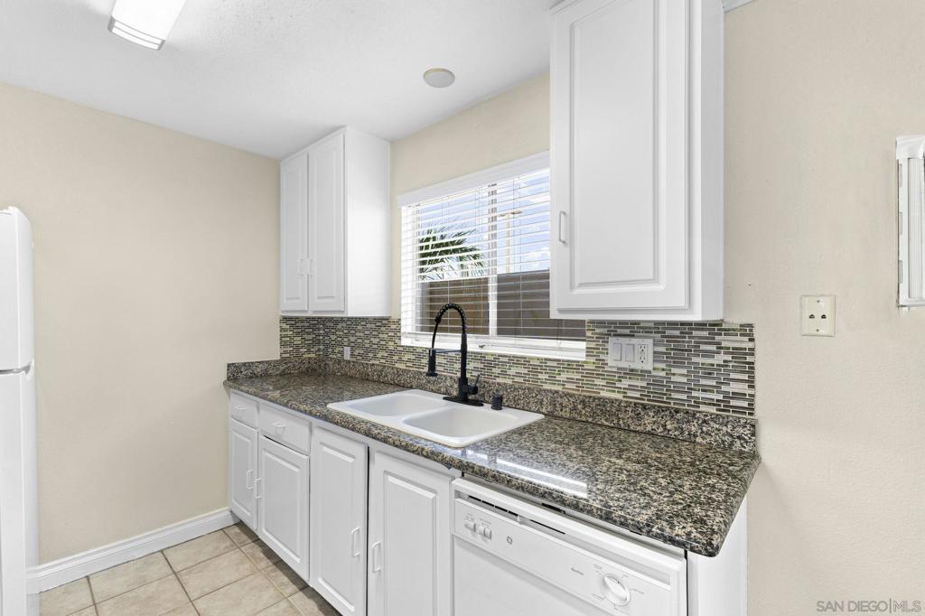 620 E Lexington Ave 13 Property Photo 29