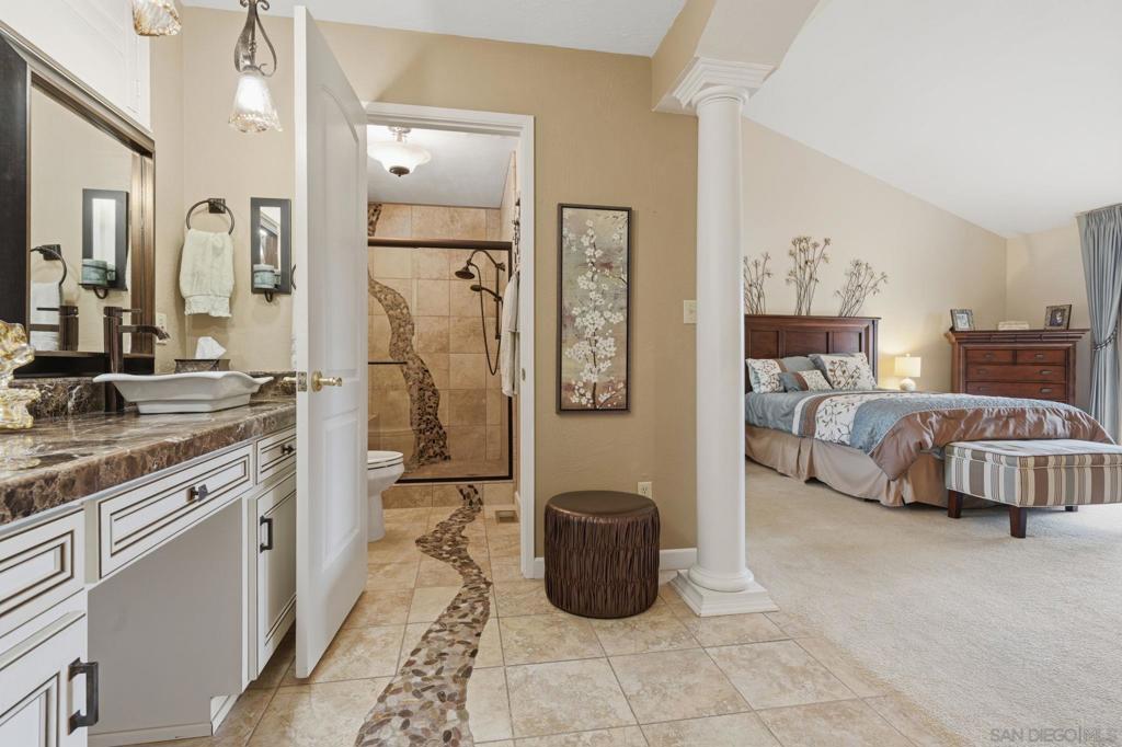 10649 Meadow Glen Way E Property Photo 29