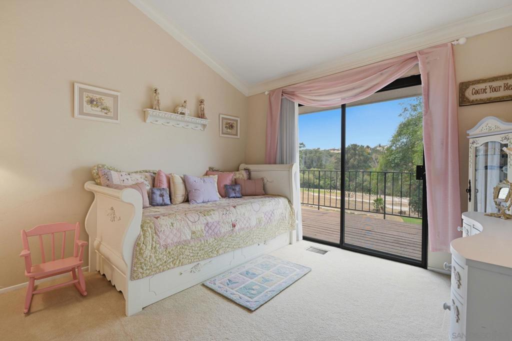 10649 Meadow Glen Way E Property Photo 39