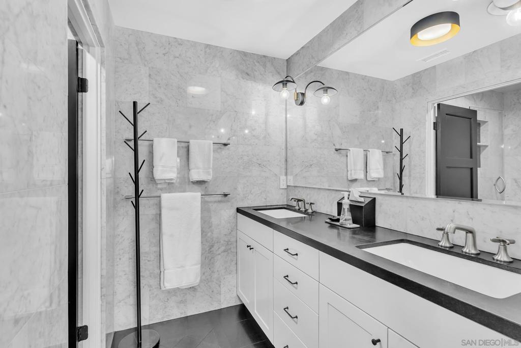 1130 Pine Street Property Photo 40