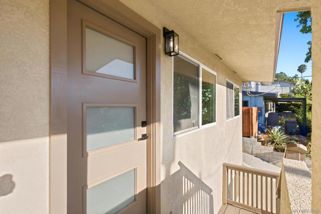 2901 Helix Property Photo 4